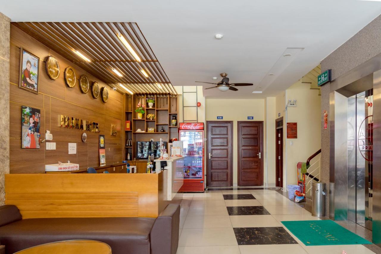Praha Hotel Vung Tau Esterno foto