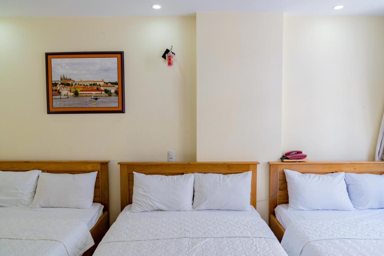 Praha Hotel Vung Tau Esterno foto