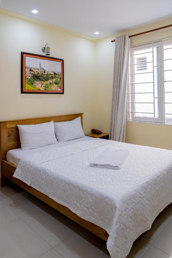 Praha Hotel Vung Tau Esterno foto