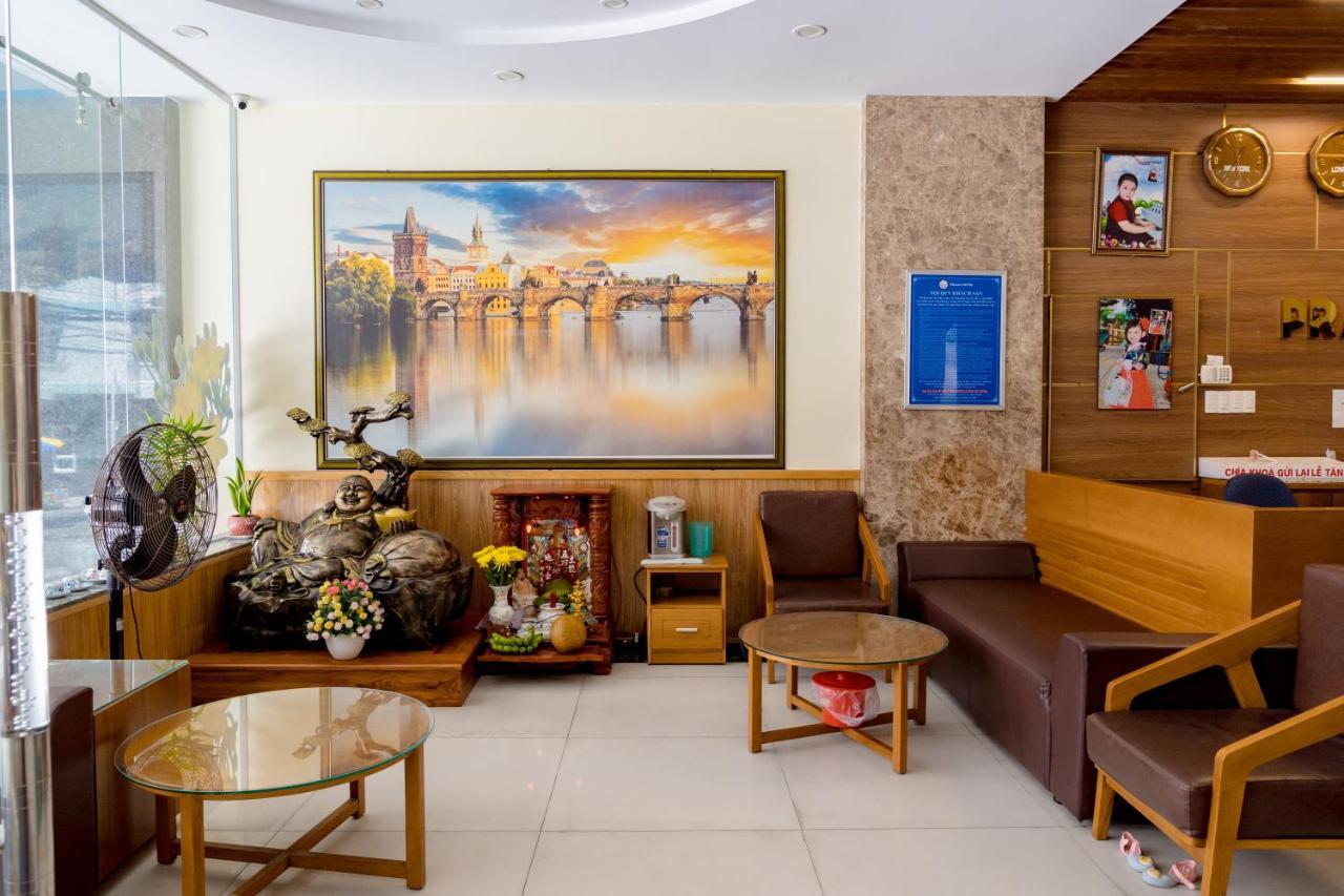 Praha Hotel Vung Tau Esterno foto